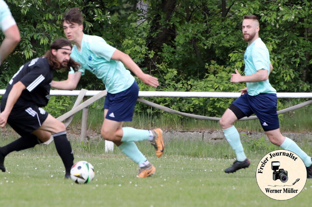 2024-05-11SpVgg Lohsa Weikollm in hellblau-SV  Zeiig in schwarz4:0 (0:0)Foto: Werner Mller