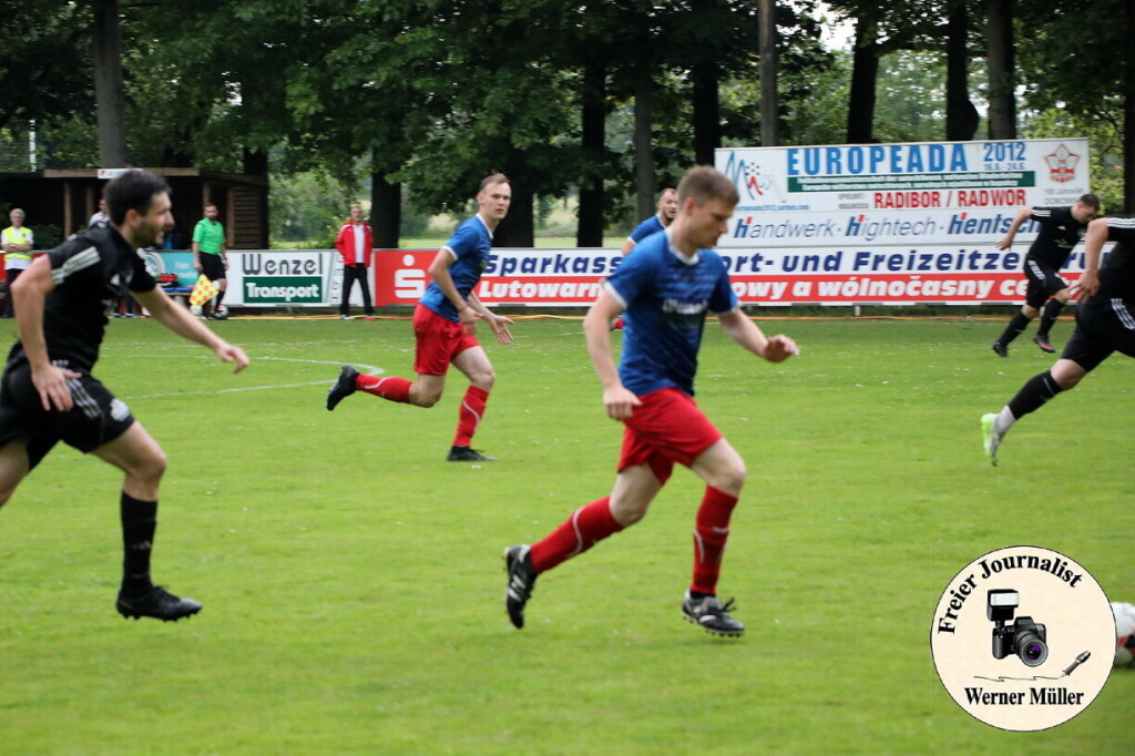 2024-06-01 Mit einem 5:0 Sieg verabschiedet sich der SV Radibor aus der Kreisoberliga  SV 1922 Radibor in blau:SV Zeiig 1993 in schwarz 5:0 (2:0)Foto: Werner Mller