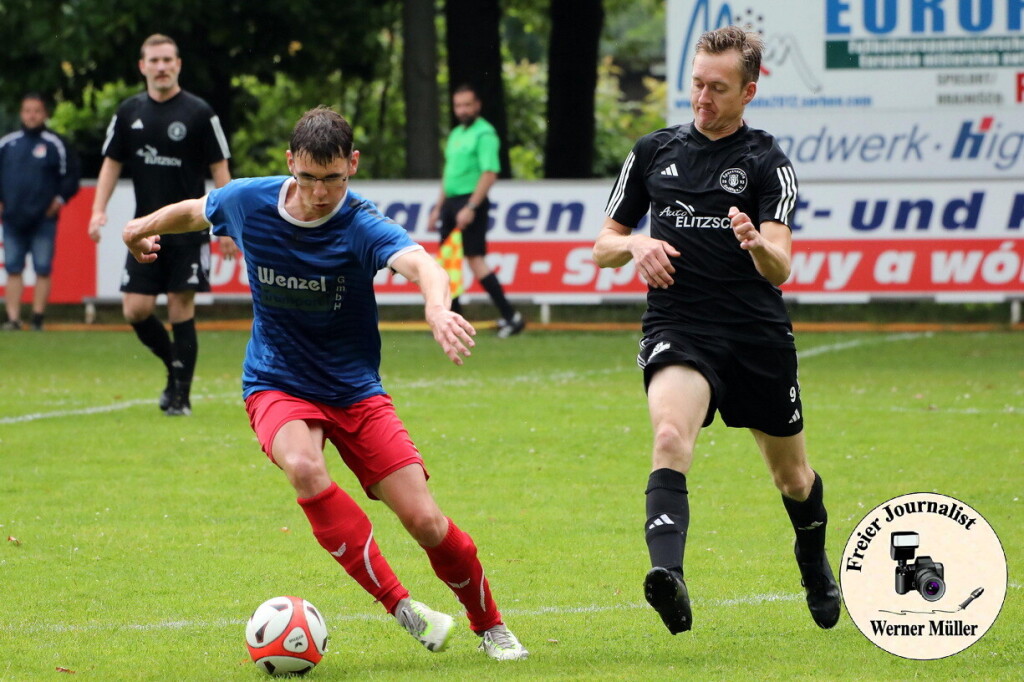 2024-06-01 Mit einem 5:0 Sieg verabschiedet sich der SV Radibor aus der Kreisoberliga  SV 1922 Radibor in blau:SV Zeiig 1993 in schwarz 5:0 (2:0)Foto: Werner Mller