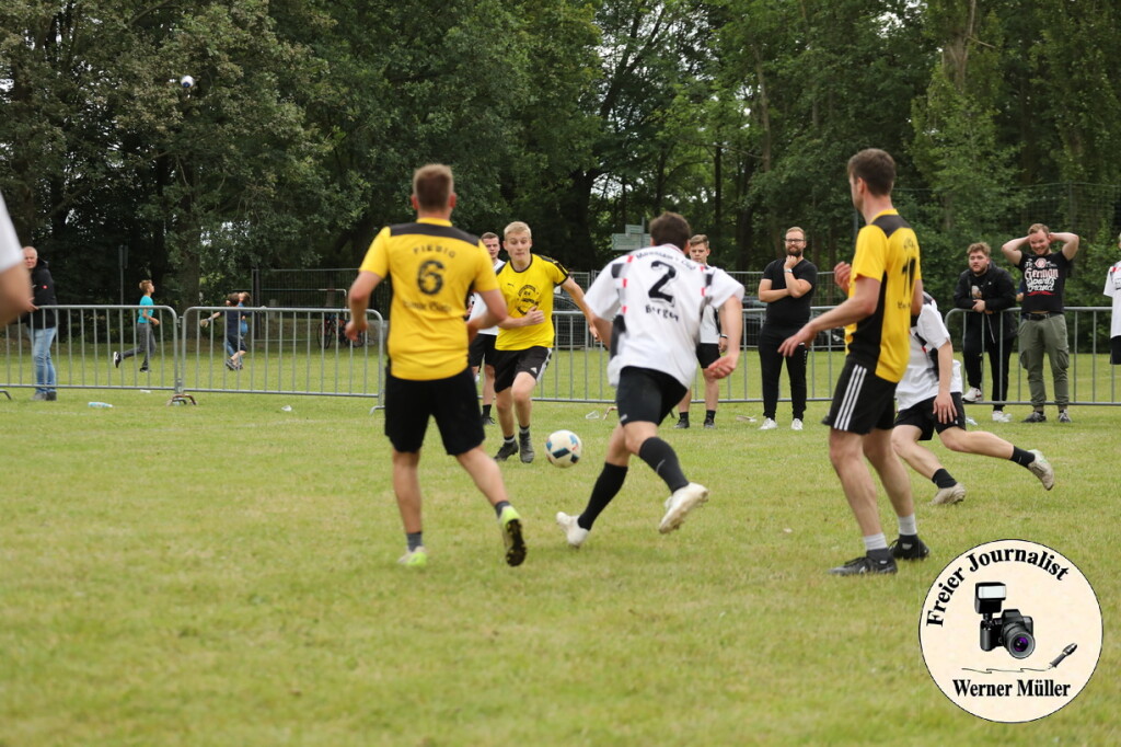 2024-06-15-WM-074c09cd876fa5320cc.jpg