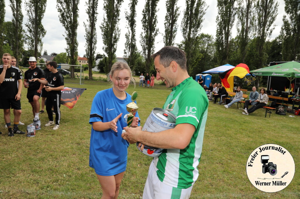 2024-06-15-WM-360650d98a99520dd36.jpg