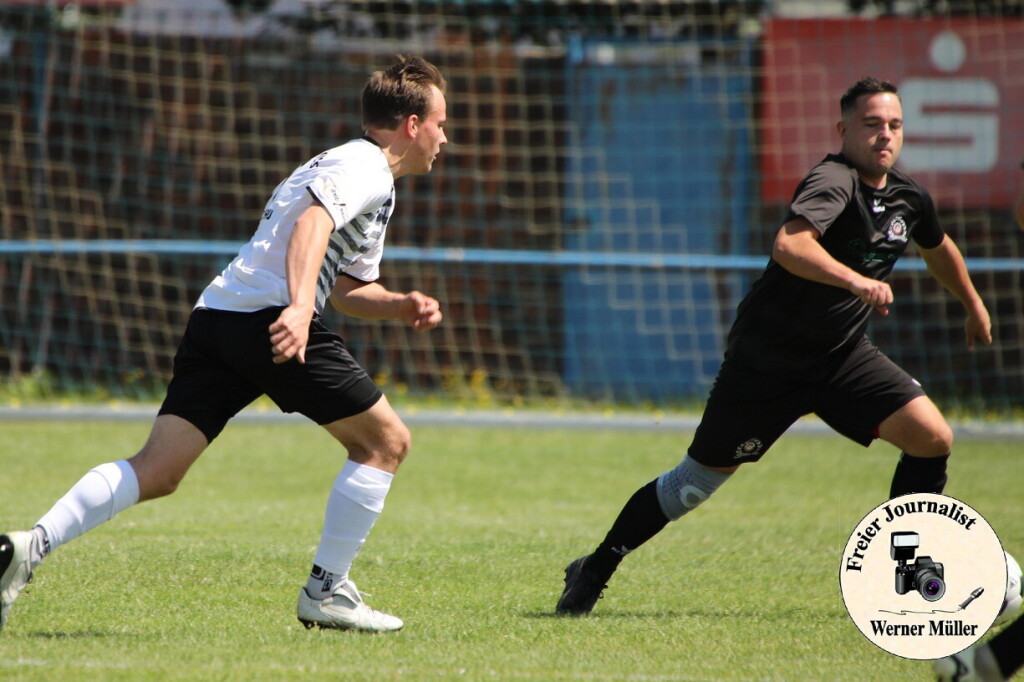 2024-07-13 DJK Wittichenau in weii-FV Eintracht Niesky II in schwarz 5:1 (2:1) vFoto: Werner Mller