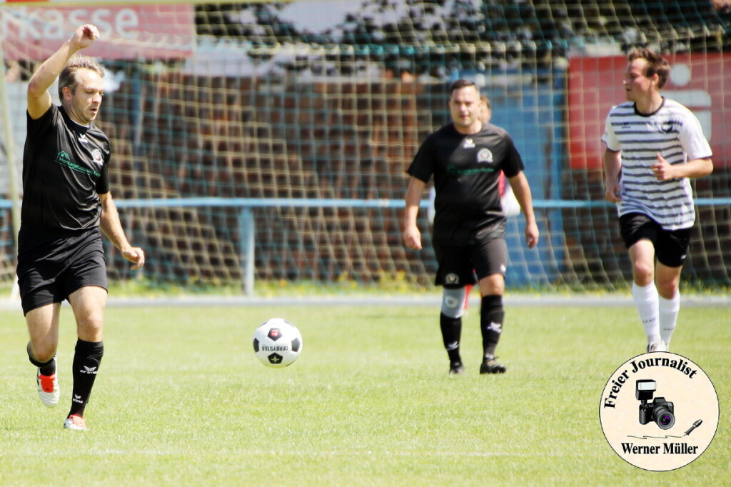 2024-07-13 DJK Wittichenau in weii-FV Eintracht Niesky II in schwarz 5:1 (2:1) vFoto: Werner Mller