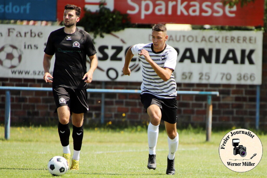 2024-07-13 DJK Wittichenau in weii-FV Eintracht Niesky II in schwarz 5:1 (2:1) vFoto: Werner Mller