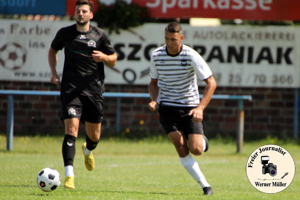 2024-07-13 DJK Wittichenau in weii-FV Eintracht Niesky II in schwarz 5:1 (2:1) vFoto: Werner Mller