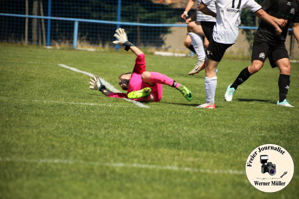 2024-07-13-WM-397c4a5fc82ad00fba6.jpg