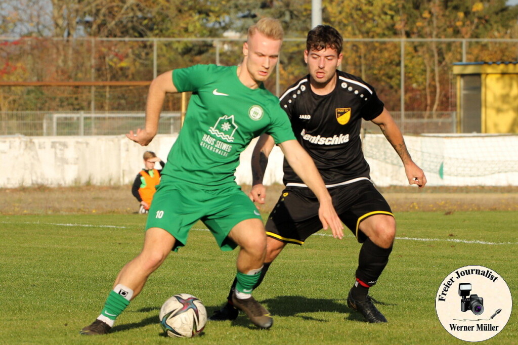 2024-10-19Landesklasse Ost Hoyerswerdaer FC in grn - Post SV Dresden in schwarzu2:2 (1:1)Foto: Werner Mller