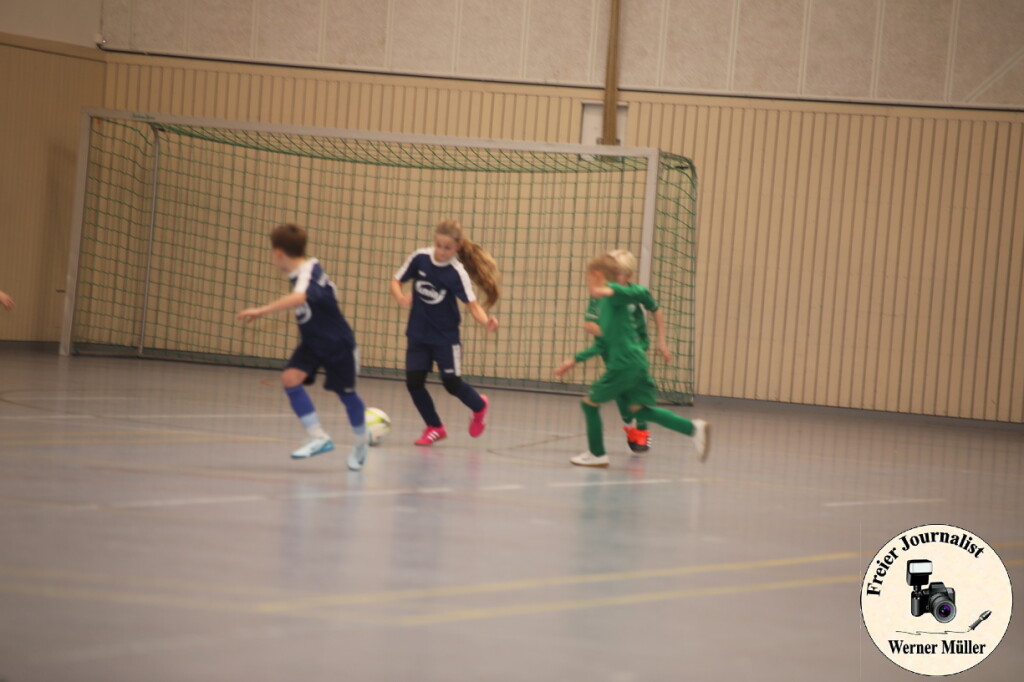 2024-11-30-WM-0298f1a33638b11dc0b.jpg