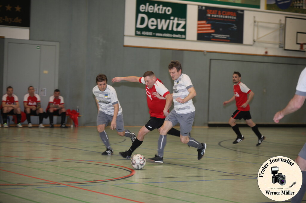 2025-02-02-WM-34611f02c32f6279ad4.jpg