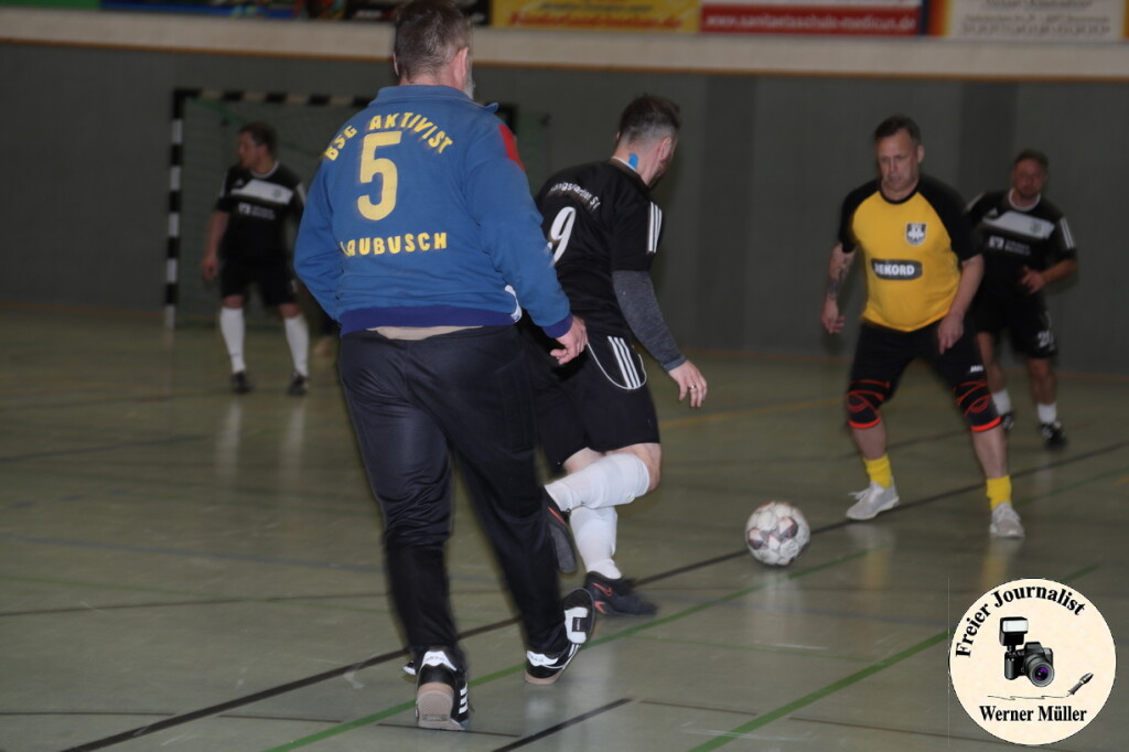 2025-02-02-WM-4270d9e543a1a9bea5a.jpg