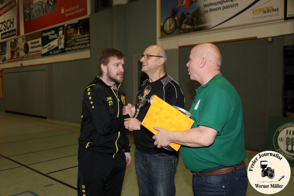 2025-02-02-WM-63037e1279da5fba24c.jpg