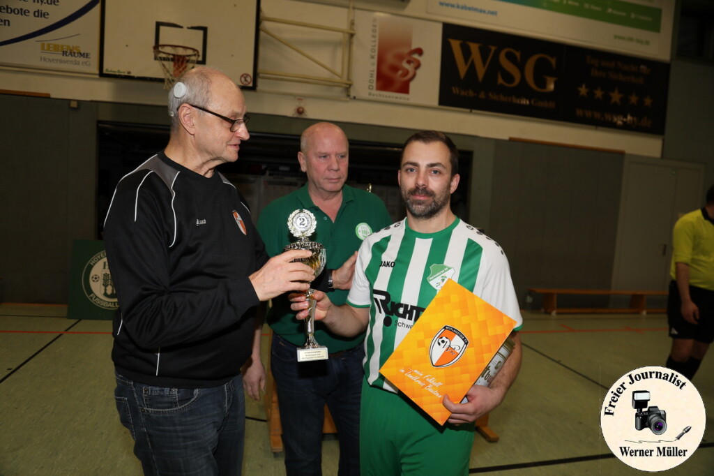 2025-02-02-WM-658430fc2345a3d3ea2.jpg