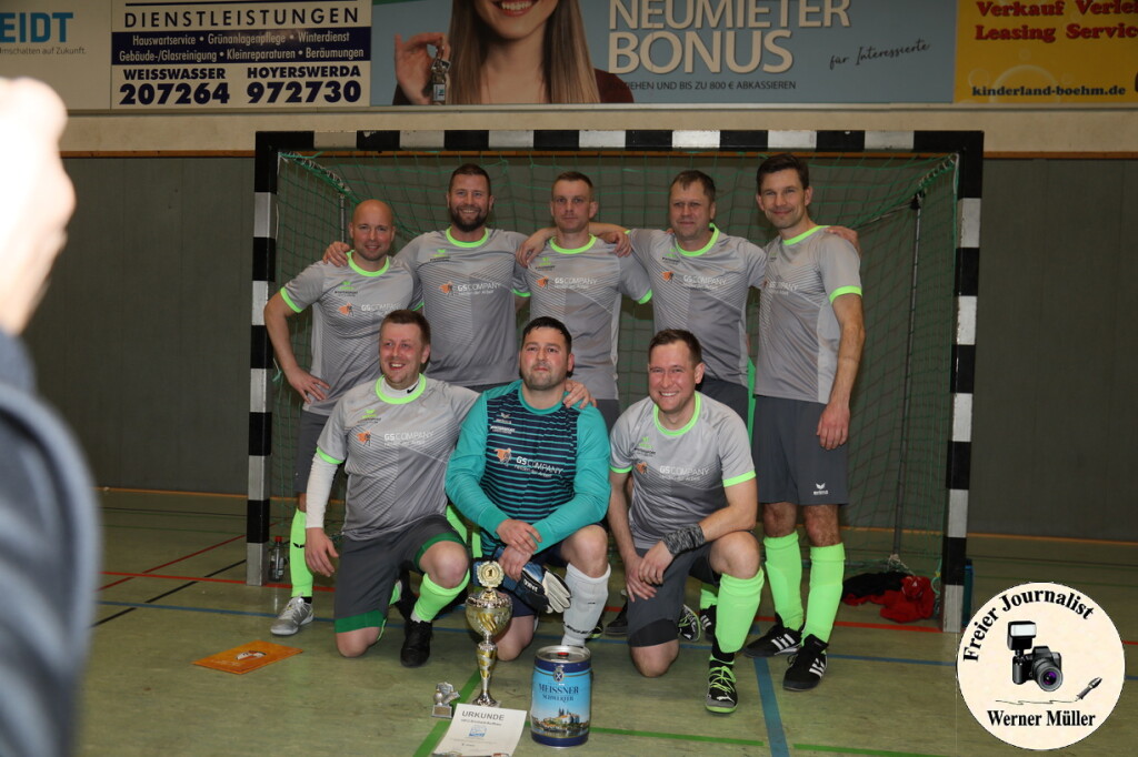 2025-02-02-WM-706c60e0dba2e03affb.jpg