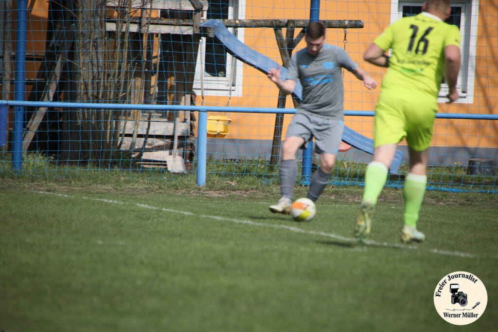 2025-04-12-WM-06050d9c89a63693efc.jpg
