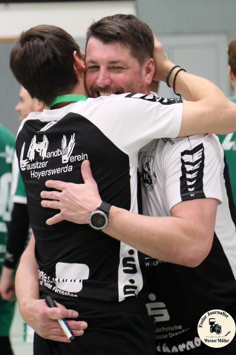 2025-04-12-WM-1123397ad08baf115b3c.jpg