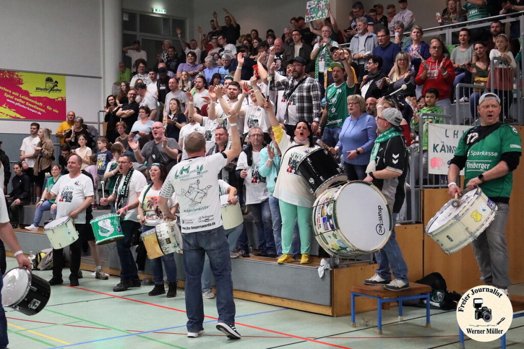 2025-04-12-WM-1143806efba1dd711ec2.jpg