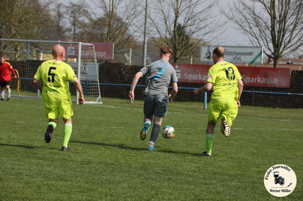 2025-04-12-WM-1592a2396c3d3a7f4b9.jpg