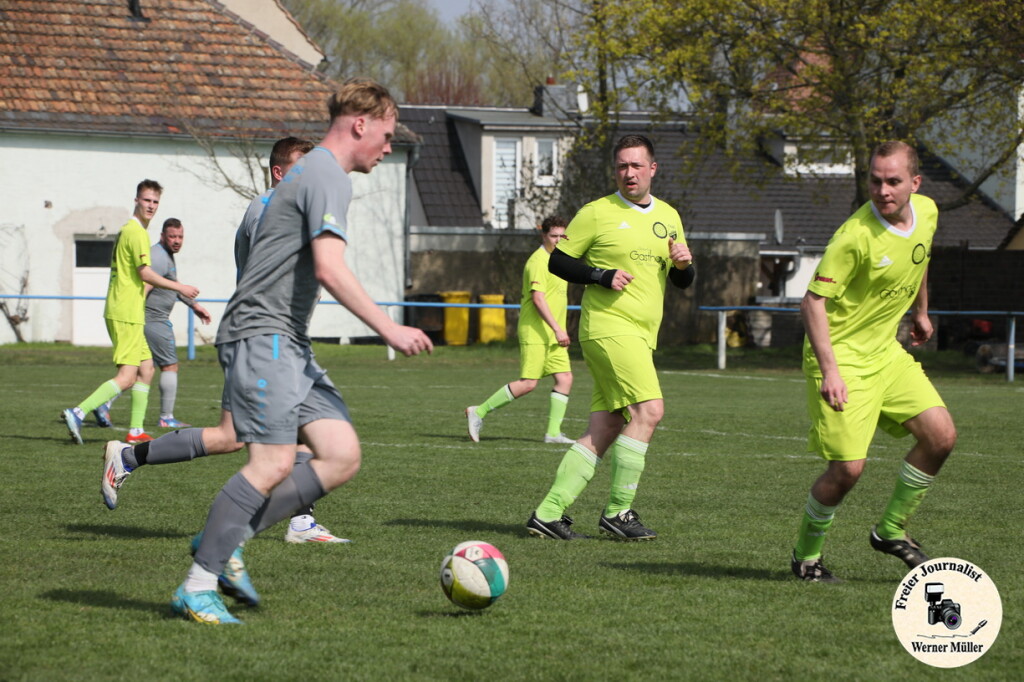 2025-04-12-WM-20723a85b7814cefe8f.jpg