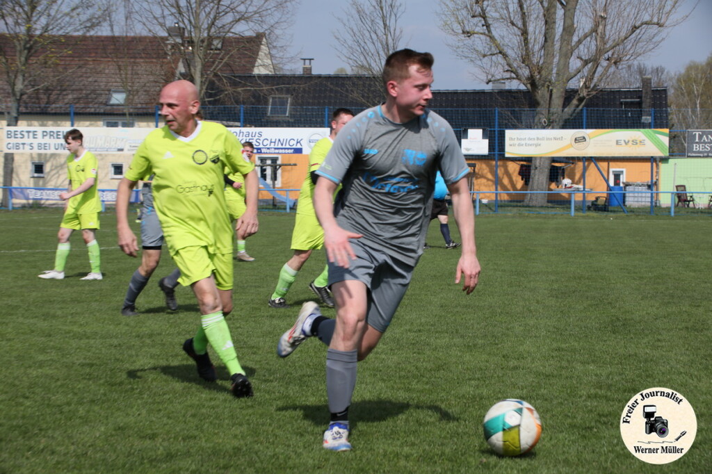 2025-04-12-WM-233f4d09aef1e2cdcac.jpg