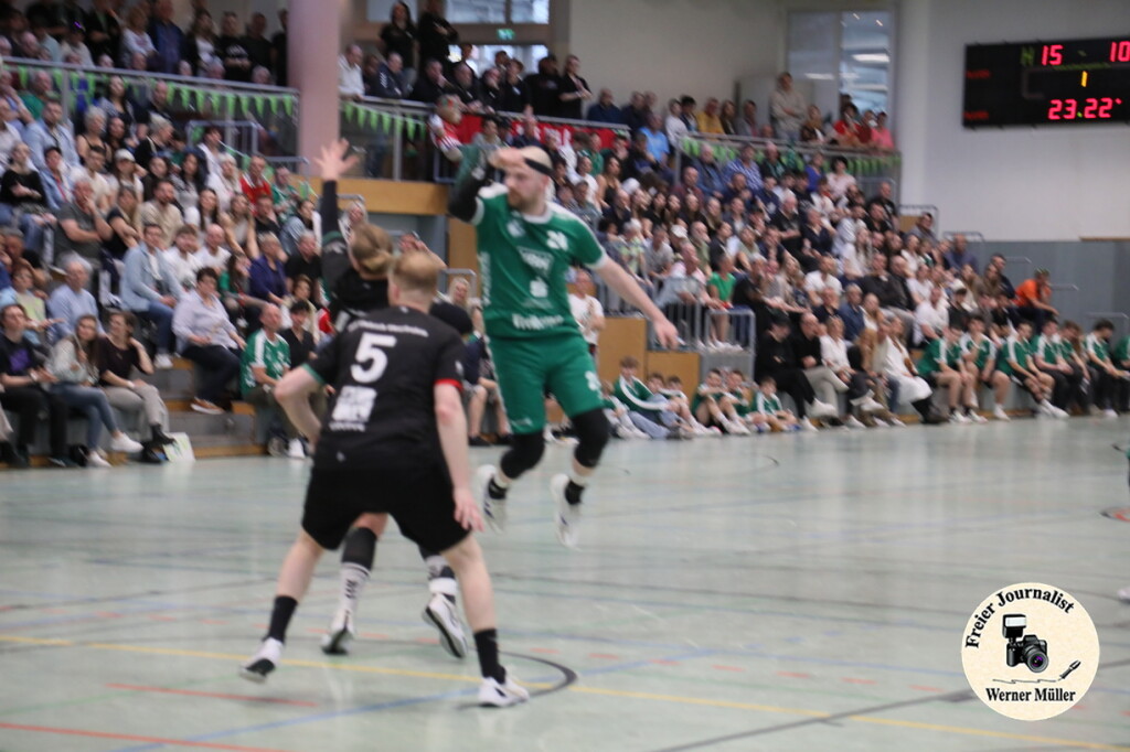 2025-04-12-WM-7034e8b304d7836b7d0.jpg