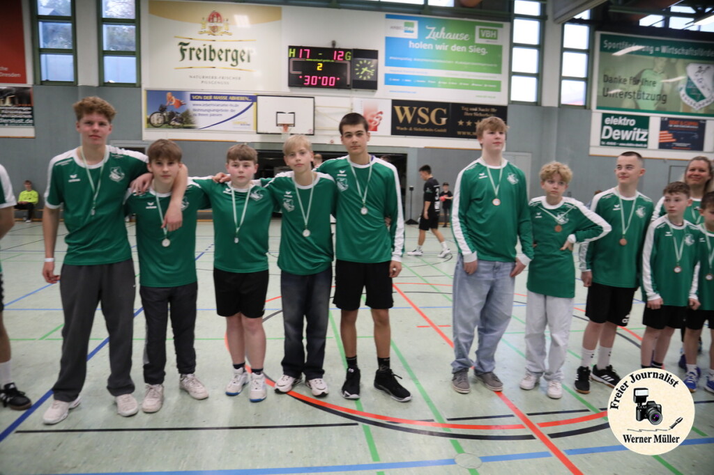 2025-04-12-WM-827be71c27f5461e5e7.jpg
