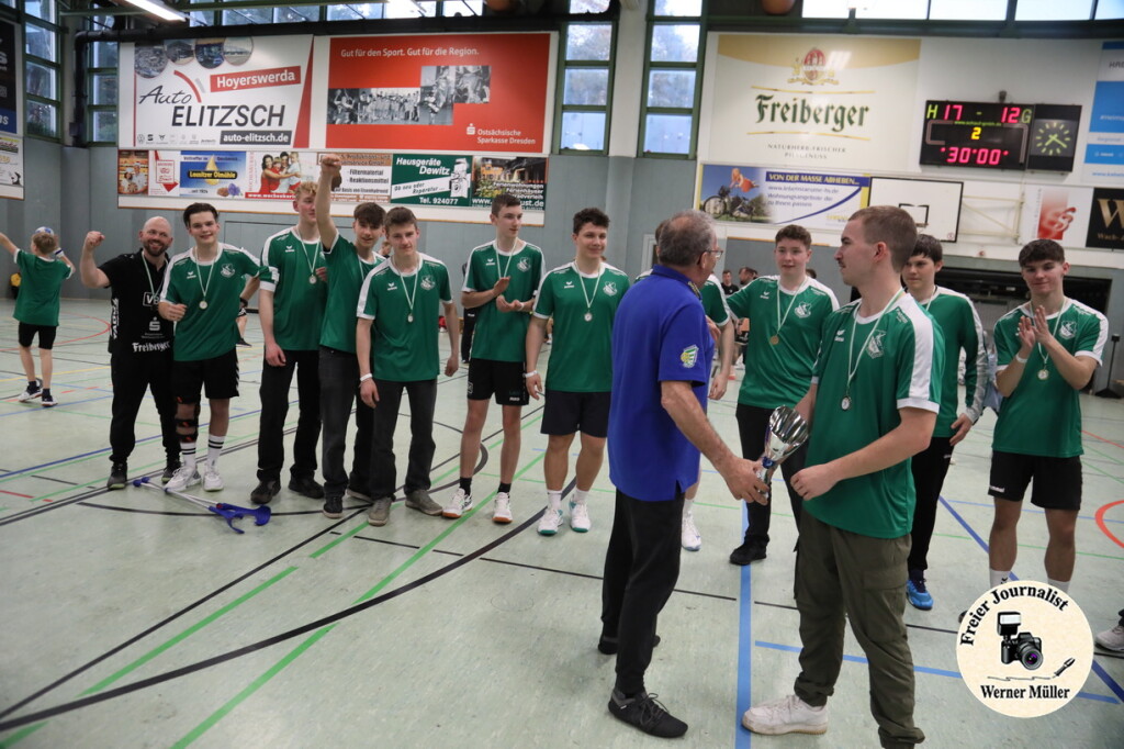 2025-04-12-WM-8923dc08aaa430fc484.jpg