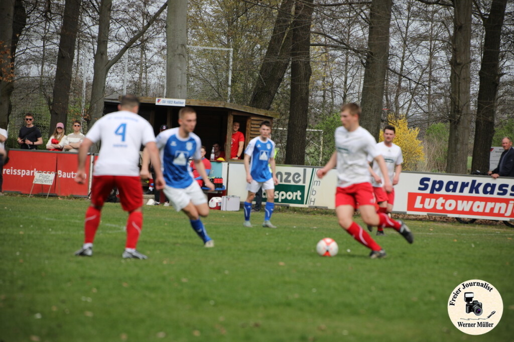 2025-04-13-WM-0200109ee8a13a4d427.jpg