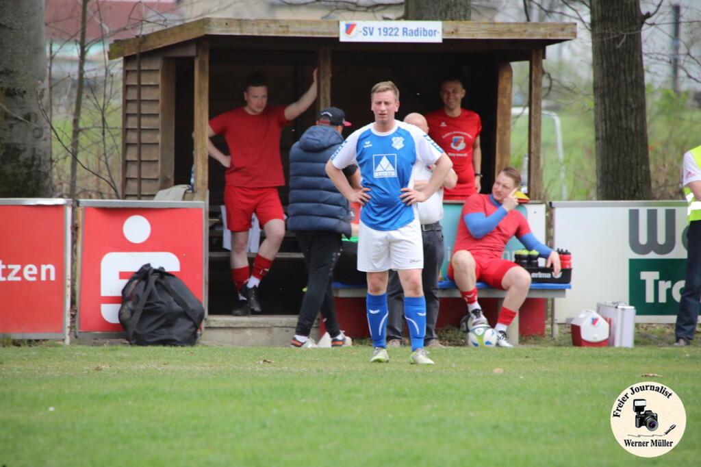 2025-04-13-WM-06694a0cbe0d6d5c6b4.jpg