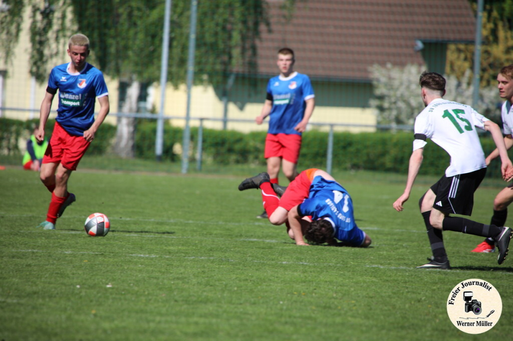 2025-04-25-WM-0860be1fc0b29bf2ba9.jpg