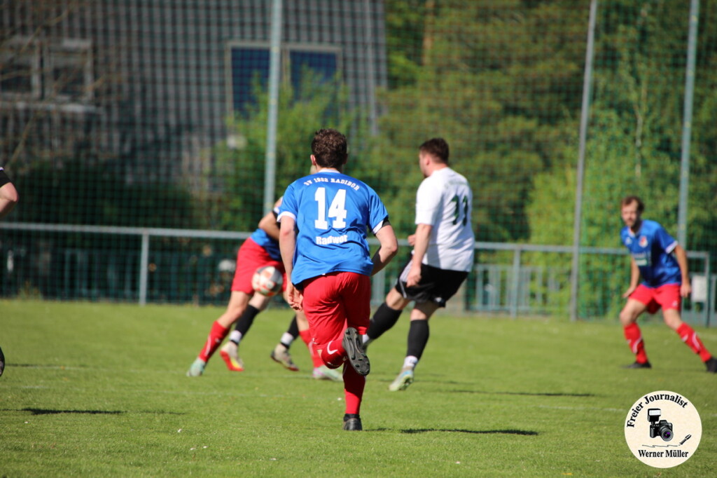2025-04-25-WM-14941bf3cc1a0a904d8.jpg