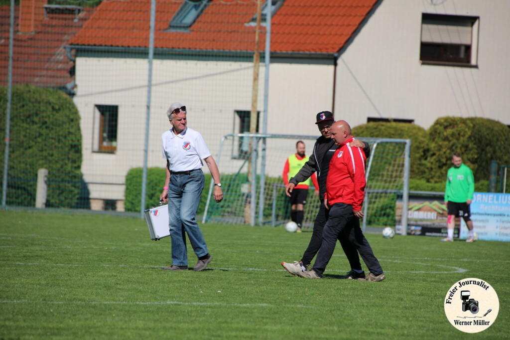 2025-04-25-WM-2176ce65ec9f6d326bc.jpg
