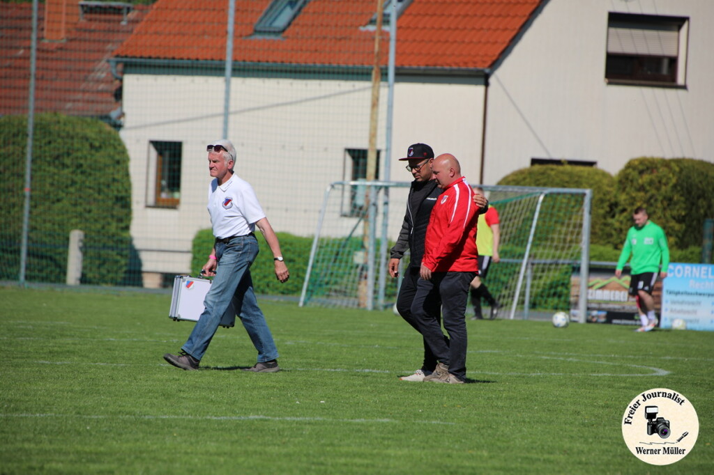 2025-04-25-WM-219dff18b73d39033db.jpg