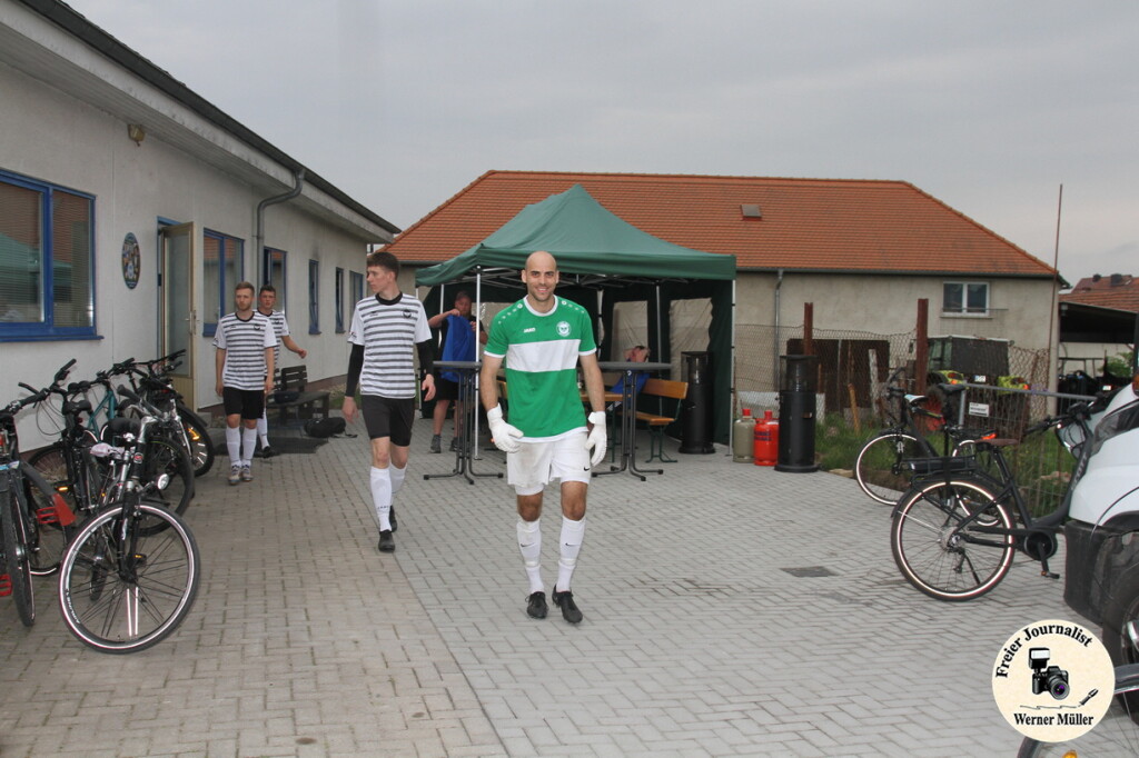 2025-05-03-WM-1042dff7cb1f9dba648.jpg