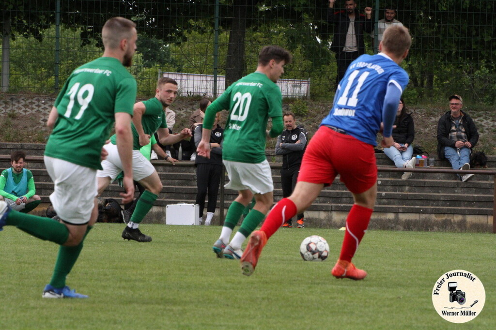 2025-05-10-WM-039ab643d16fcb9432f.jpg