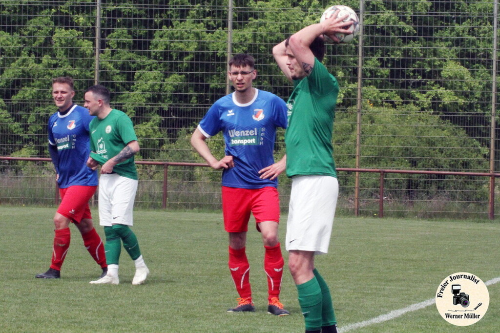2025-05-10-WM-091bbdfda43d40fbe4e.jpg