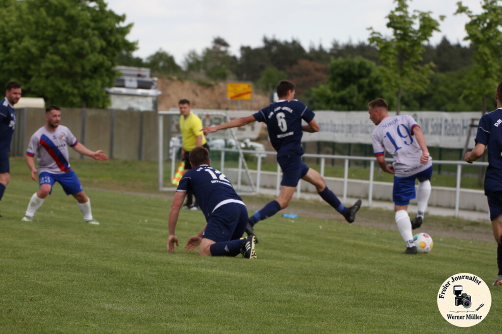 2025-05-11-WM-0989726cbaa11bff1d6.jpg