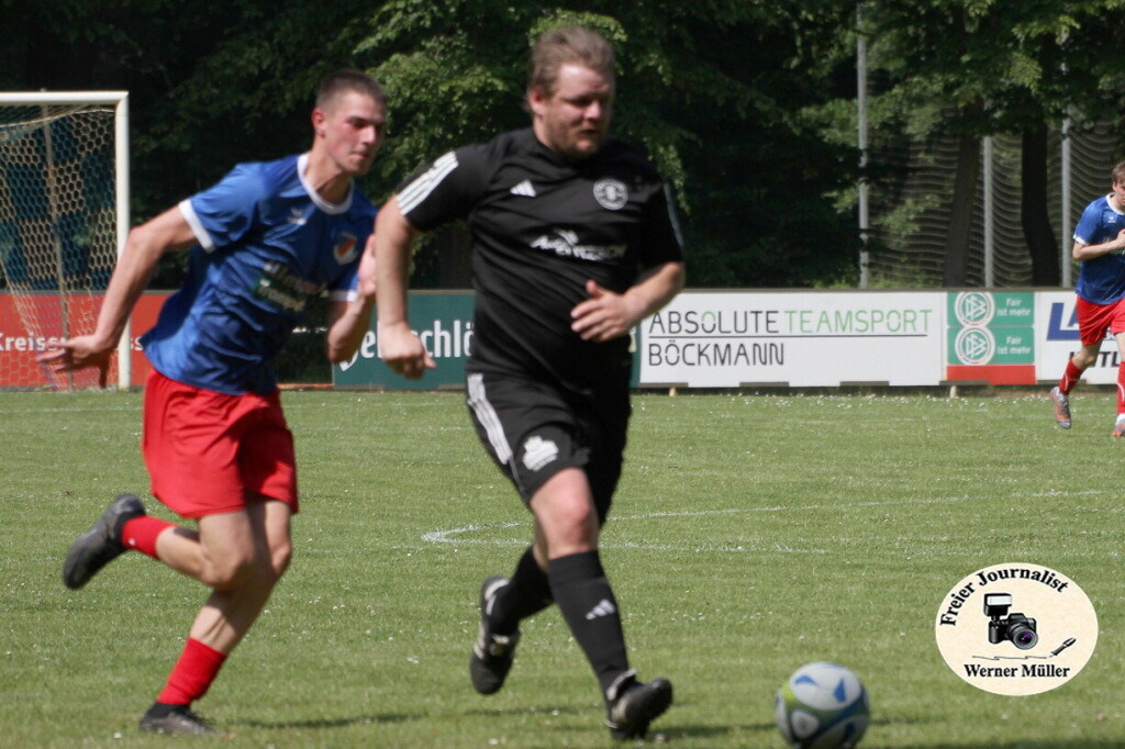2025-06-15 SV 1922 Radiborin blasu- SV Zeriig iin schwarz3:0 Foto: Werner Mller