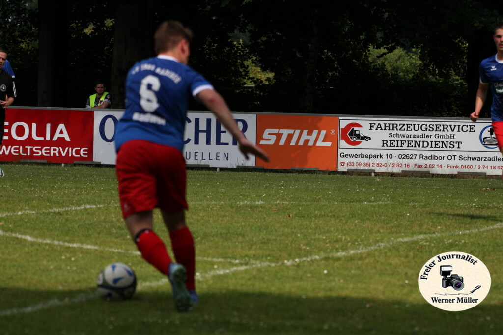 3035-06-15-WM-172185cc357068645cb.jpg