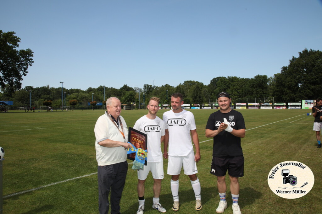 2025-06-21-WM-144d55cd8e619ff69bb.jpg