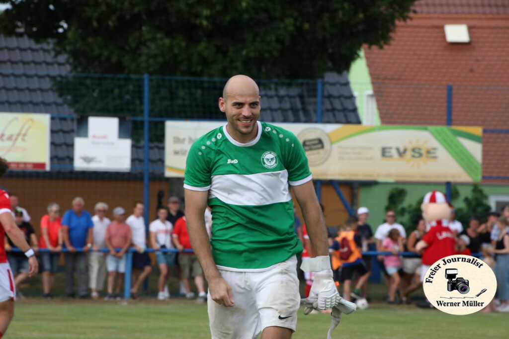 2025-06-29-WM-523d91c48f7de6bc21e.jpg