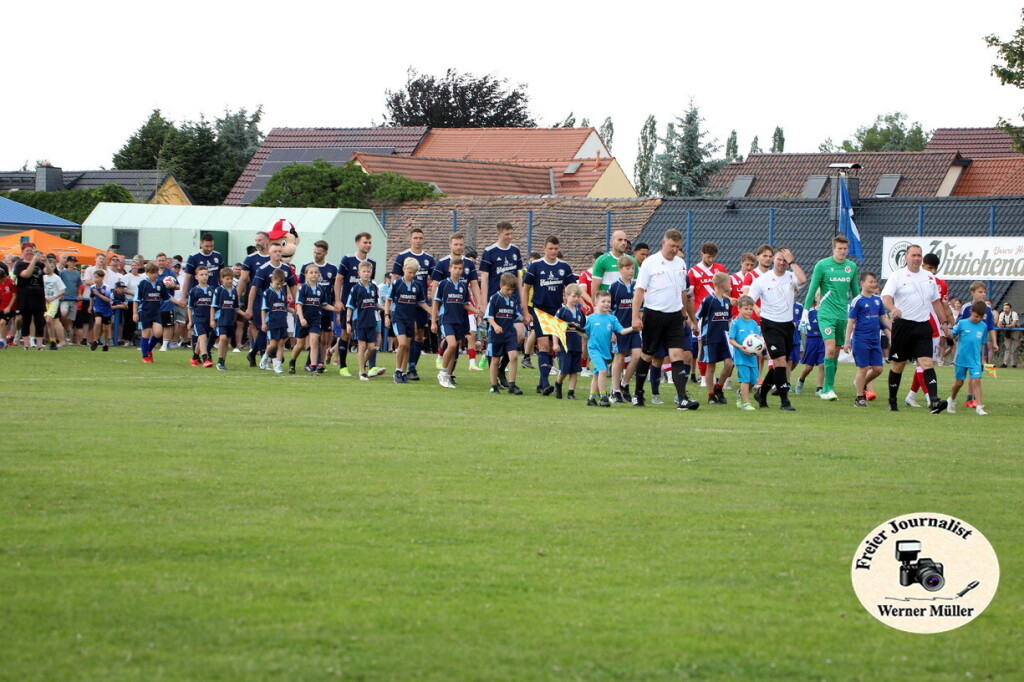 2025-06-29 Prsentationsspiel DJK Blau Wei Wittichenau in blau - Fc Energie Cottbus in rot :9 (0:2) Foto: Werner Mller