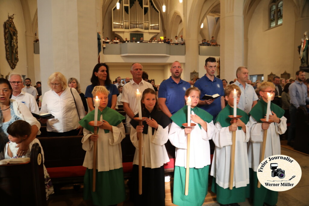 2s25-08-1278165ec101731c2cb.jpg