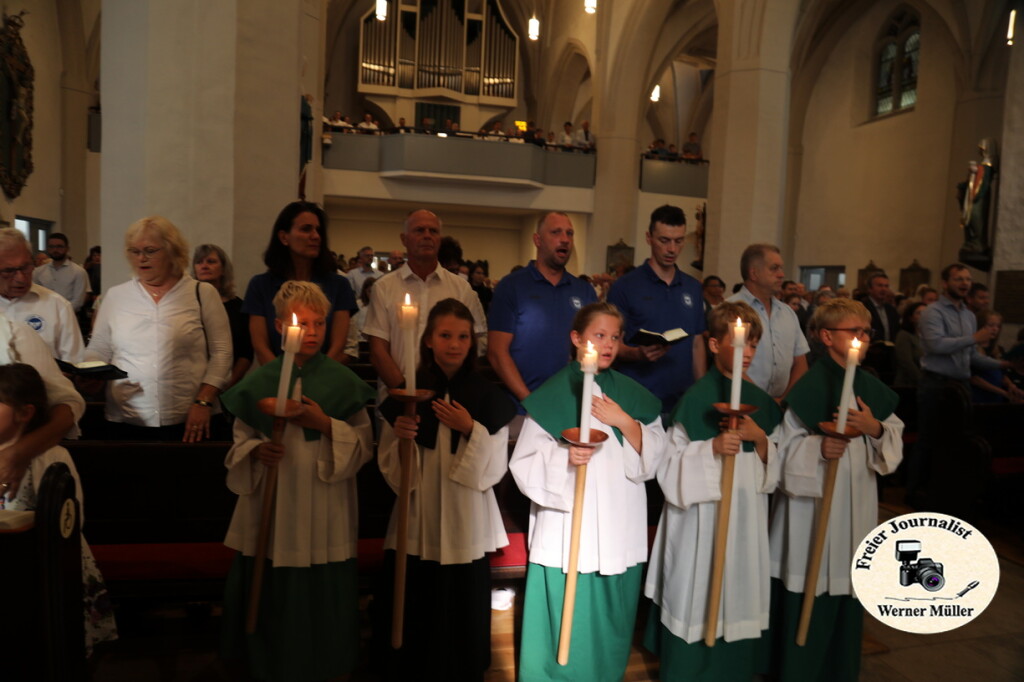2s25-08-130e8baf2ed9e24dddc.jpg