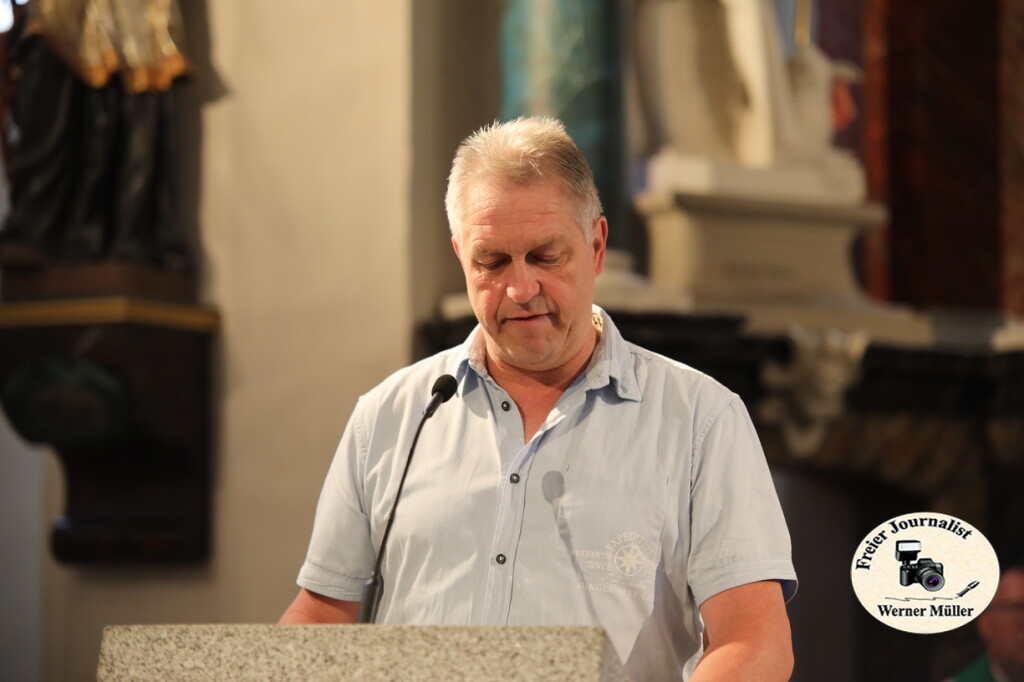 2s25-08-1572fff4d1394c7e327.jpg