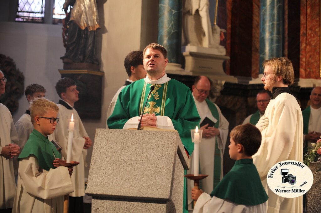 2s25-08-1801e59ab7cad713de5.jpg