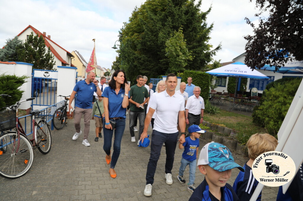 2s25-08-34283a9d7aac28efab4.jpg