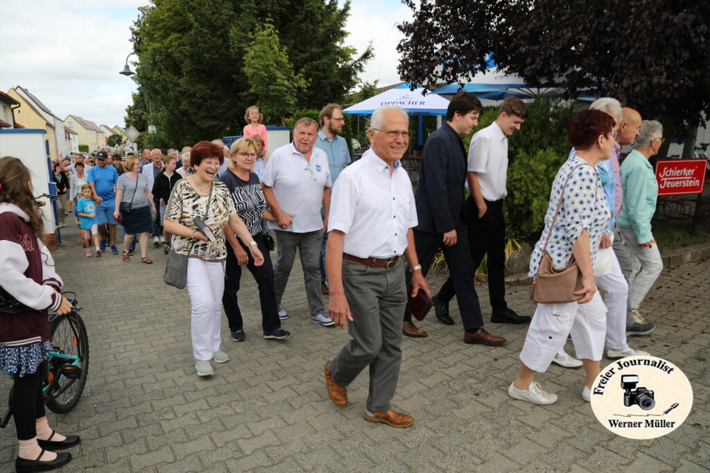 2s25-08-438ef02a5fb47032a0e.jpg