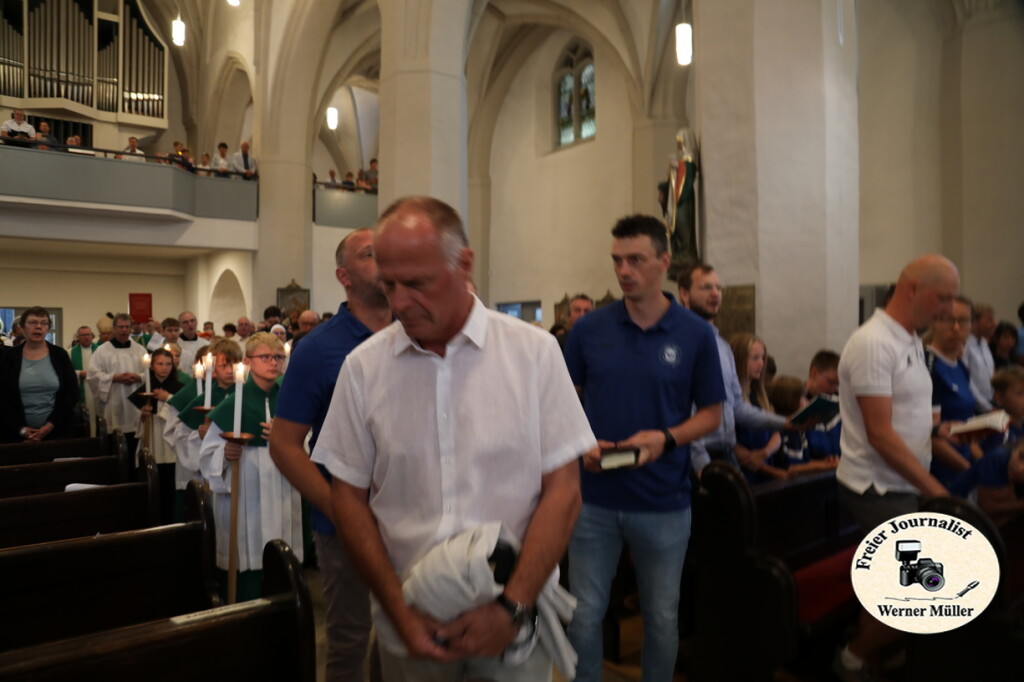 2s25-08-846034591d790f7a2e.jpg