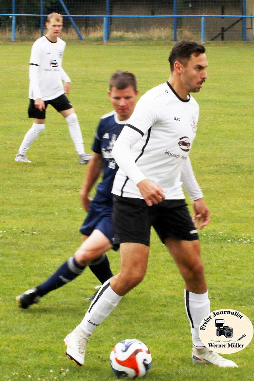 0U4A49271cb2cb7a50cbcb99.jpg