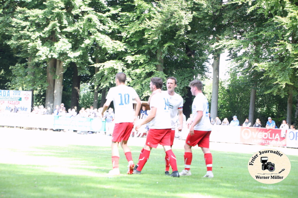 2025-08-24-WM-01609e16c46db5ddfff.jpg